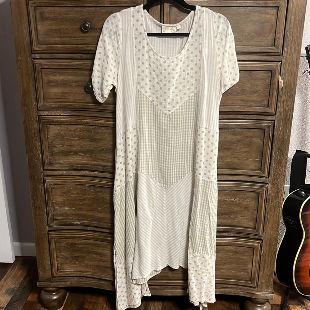 Paper lace dress